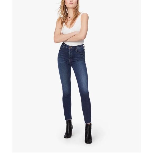 Stunner Zip Ankle Fray Mother Denim Stunner Mother Denim Stunner - Main Image